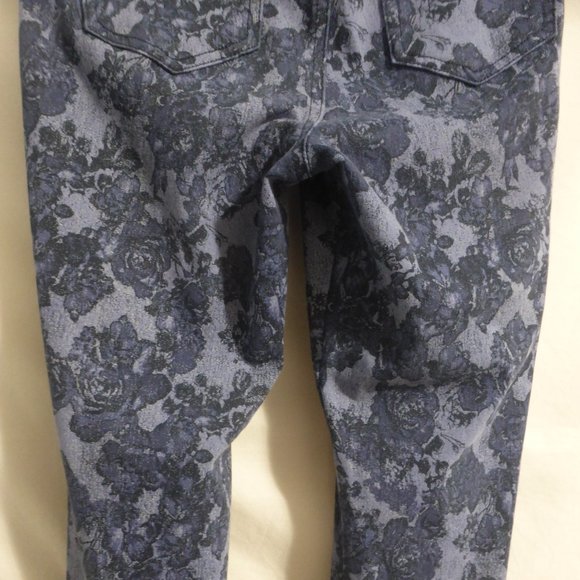 FADED GLORY, blue floral jeggings, size small, 4-6, BNWOT - Picture 12 of 14
